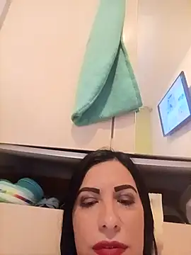 Preview of morena_ojazos_travieza-39