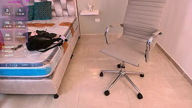 aisha_sakina live sex cam