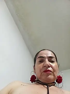 Webcam Model (MaryRoze_)  is live.Free join now!