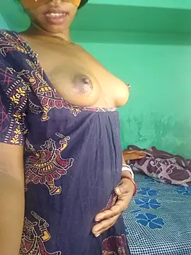 Webcam Model (Renuka_GG)  is live.Free join now!