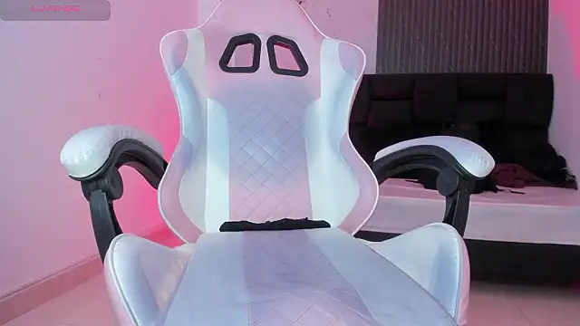 chloesagee live sex cam