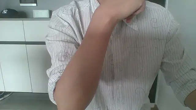 nole_china7 (Ask my age) - talk / fun / cum