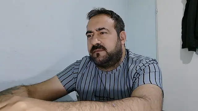 mio_jaks (Ask my age) - Does anyone want sperm? :wanker: