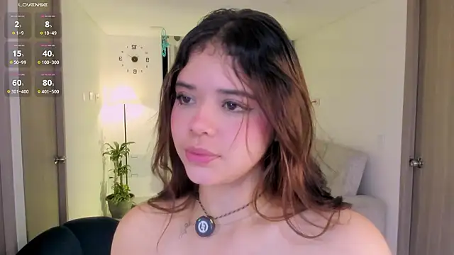 nikavelvet1 (F teen) - rub my clit