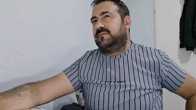 mio_jaks (Ask my age) - Does anyone want sperm? :wanker: