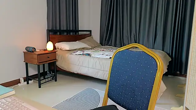 pocketelsa - PocketElsa's free webcam