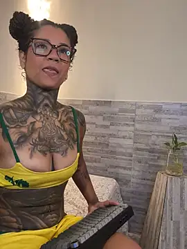 xbigpeach (F young) - Play with dildo