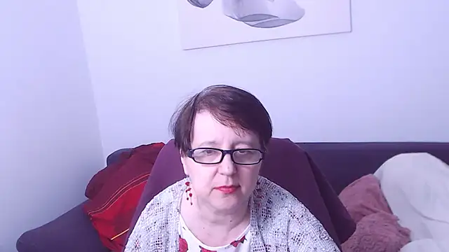 christarose (F mature) - dance monkey,naked