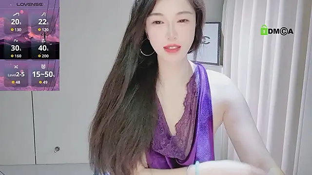 美女YunShan-33在线直播