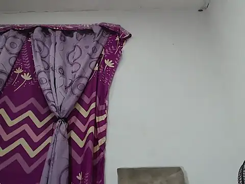 DannaTs1 live sex cam