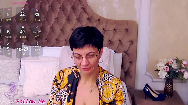 bustypenellope - BustyPenellope's free webcam