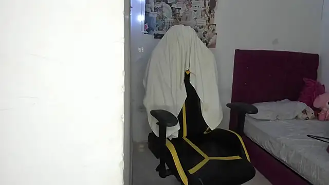 emily_stars1 webcam stripchat model stream image