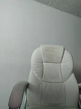 elinaax (F teen) - boobs 💗