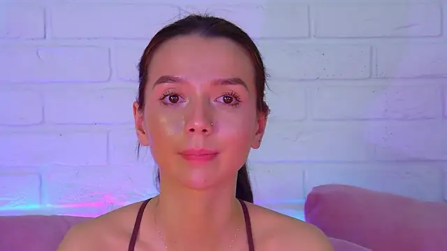 vanessavienne - VanessaVienne's free webcam - UK Sex Cams