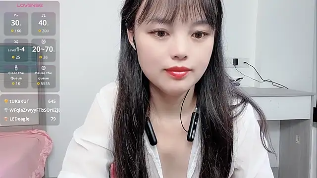 美女xianxian-baby在线直播