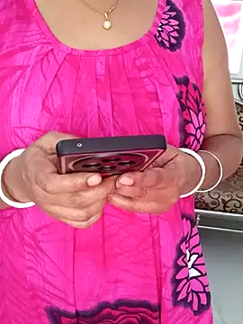 bongqueen9 - BongQueen9's free webcam