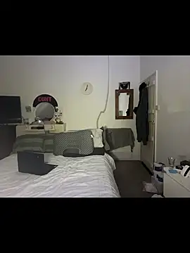 versguy7 - VersGuy7's free webcam - UK Sex Cams