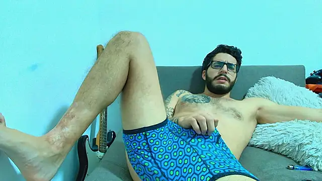 thomas_gun live sex cam