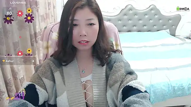 美女-Shirleyni_在线直播