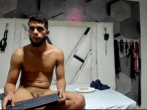 harperandmason (Ask my age) - cum and squirt