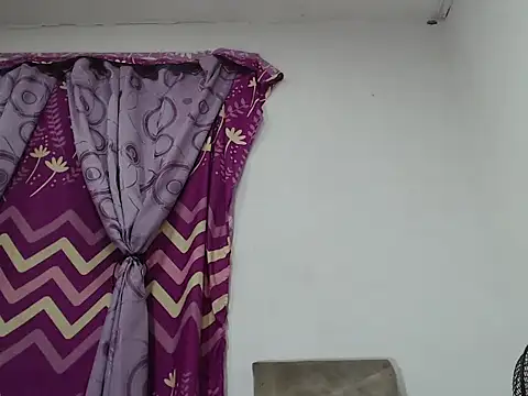 DannaTs1 live sex cam