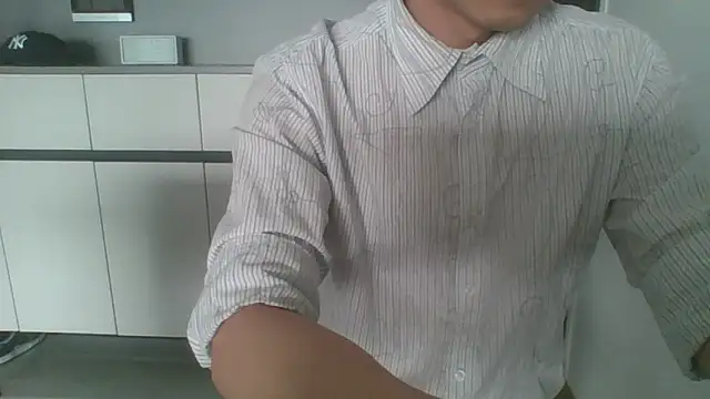 nole_china7 (Ask my age) - talk / fun / cum