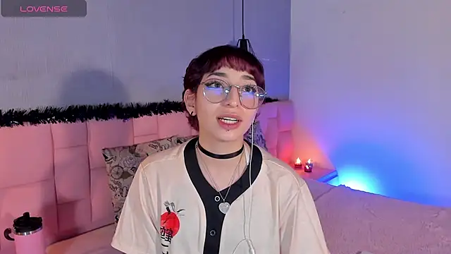 lexyy_bluee - Lexyy_Bluee's free webcam - UK Sex Cams