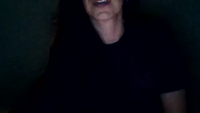 chicacastilla - Chicacastilla's free webcam - UK Sex Cams