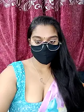 Webcam Model (Jasmine_jaaan)  is live.Free join now!