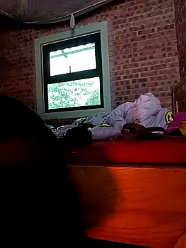 sowbibi - Sowbibi's free webcam - UK Sex Cams