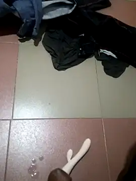 tickdick320 (Ask my age) - Please help me reach my goal