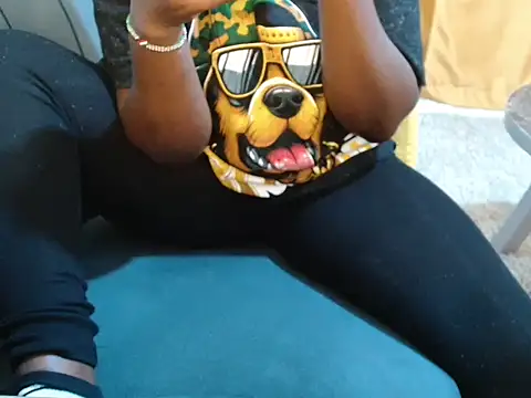 leslysexygirl - Leslysexygirl's free webcam - UK Sex Cams