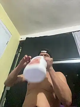 dominicanobb - Dominicanobb's free webcam - UK Sex Cams