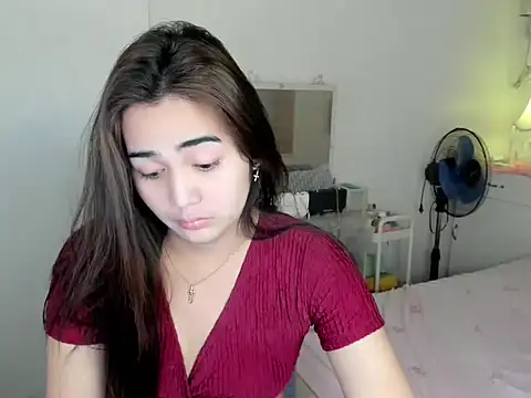 nica_doll live sex cam