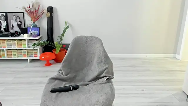 ailey_chao - Ailey_chao's free webcam - UK Sex Cams