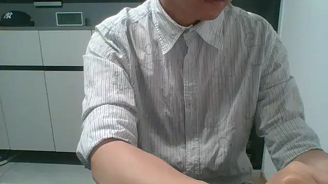 nole_china7 (Ask my age) - talk / fun / cum