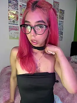 valen-foxx1 - Valen-Foxx1's free webcam - UK Sex Cams