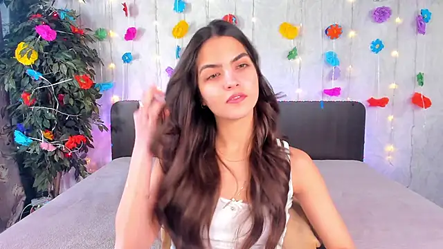 milana_crystal_ - Milana_Crystal_'s free webcam - UK Sex Cams