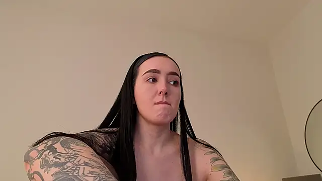 kimkhallifa - KimKhallifa's free webcam - UK Sex Cams