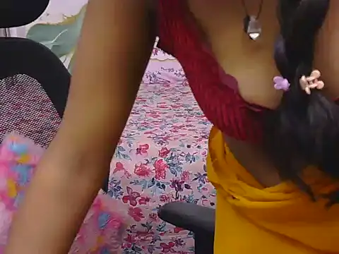 bold-smirthii - Bold-smirthii's free webcam - UK Sex Cams