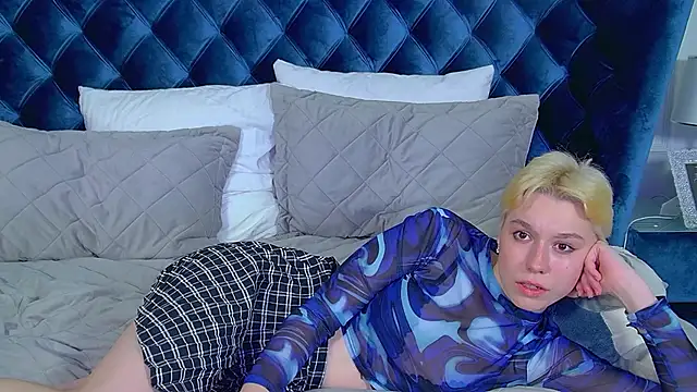 agatagate - AgataGate's free webcam - UK Sex Cams