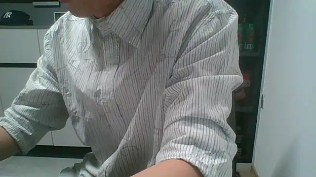 nole_china7 (Ask my age) - talk / fun / cum