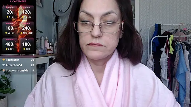 Vivian-Alluring webcam