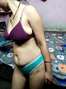 Webcam Model (Hotcp6) is live