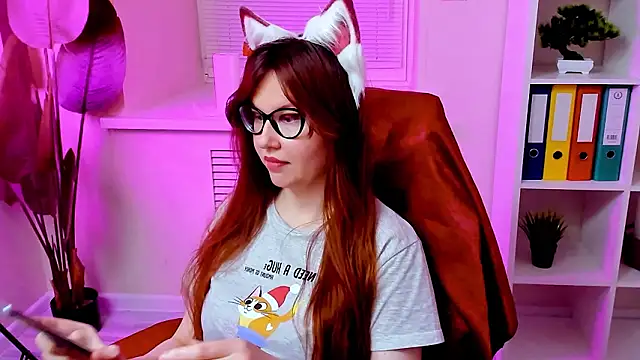 carolgiggly - CarolGiggly's free webcam - UK Sex Cams