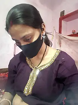 posewith - Posewith's free webcam - UK Sex Cams