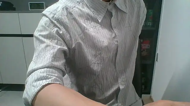 nole_china7 (Ask my age) - talk / fun / cum