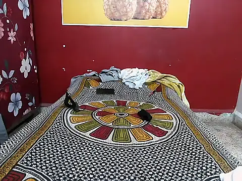 lovelycouple25 - Lovelycouple25's free webcam - UK Sex Cams