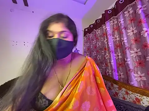 louleyranii - LouleyRanii's free webcam - UK Sex Cams