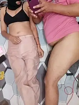 Indian_couple_21_24 webcam